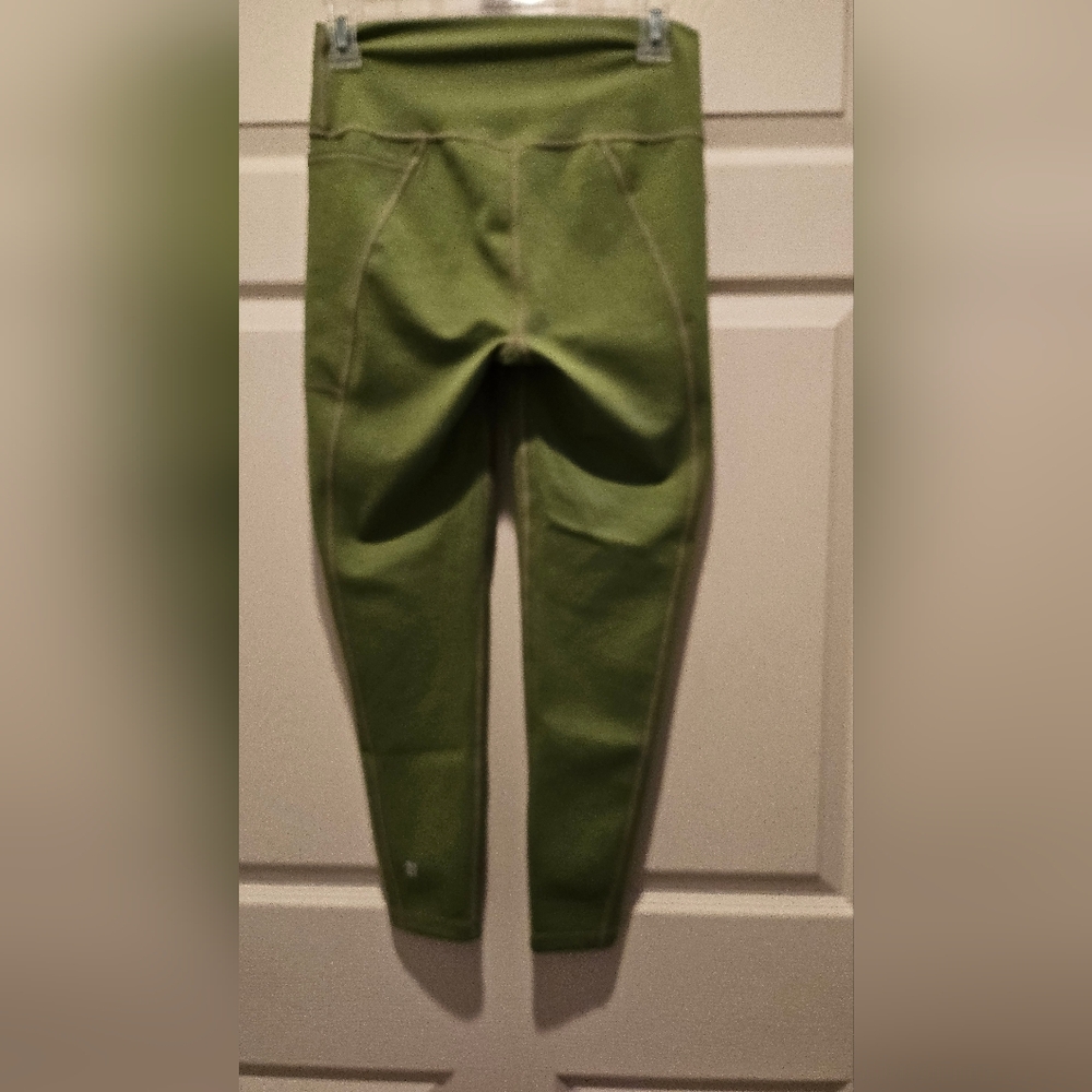 SWEATY BETTY Super Sculpt Leggings. Size Medium. Full Length. - Picture 3 of 4